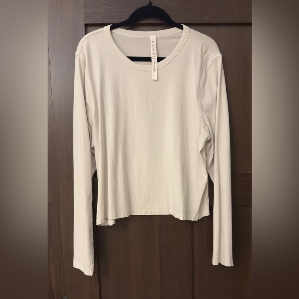 Lululemon Athletica Cream Long Sleeve Blouse